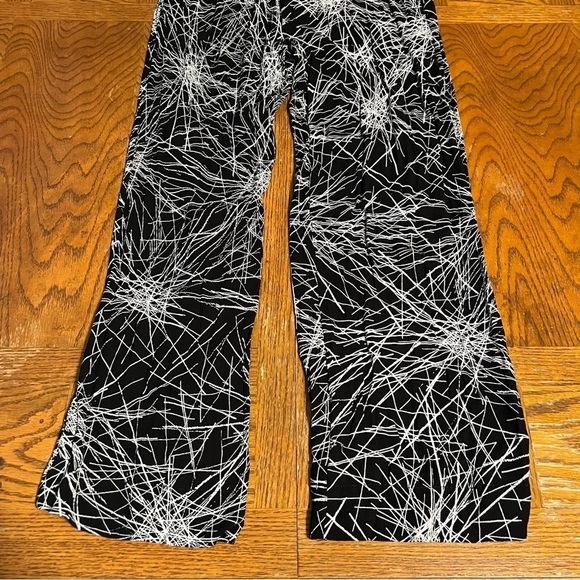 Diane von Furstenberg Adele Off-the-Shoulder Jumpsuit Sz 8 - Picture 9 of 16